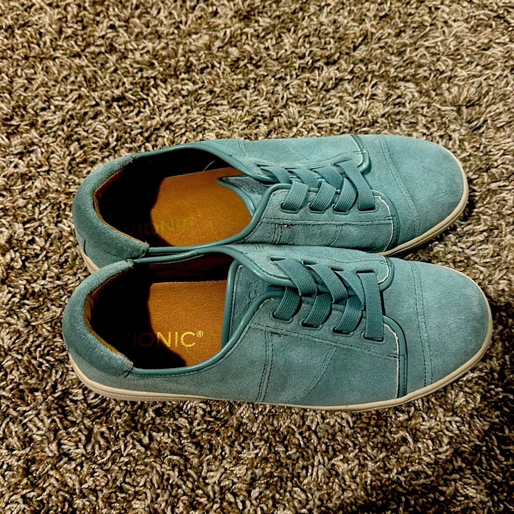 Vionic JEAN SUEDE Womens Size 6.5 Blue Green Sneakers Elastic Shoes Loafers